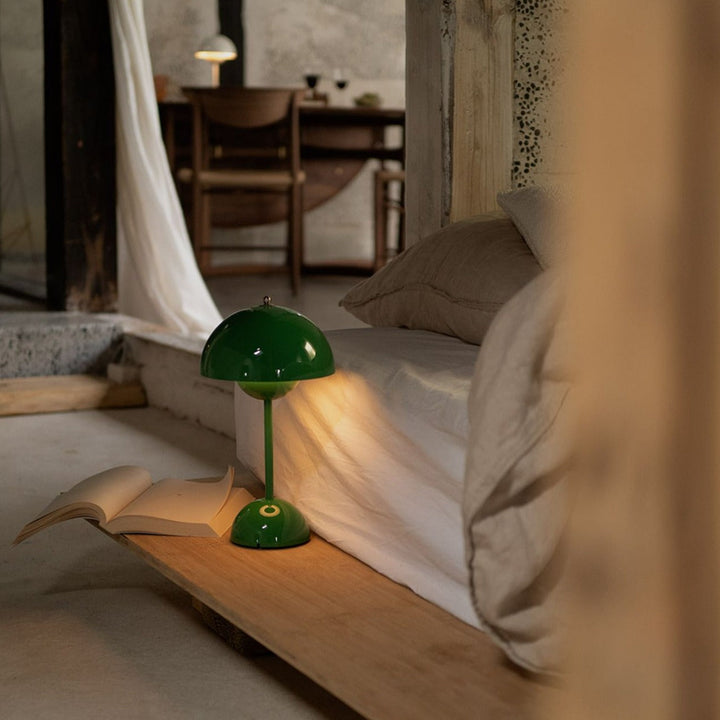 BowLift | LED Table Lamp - MoonGlow