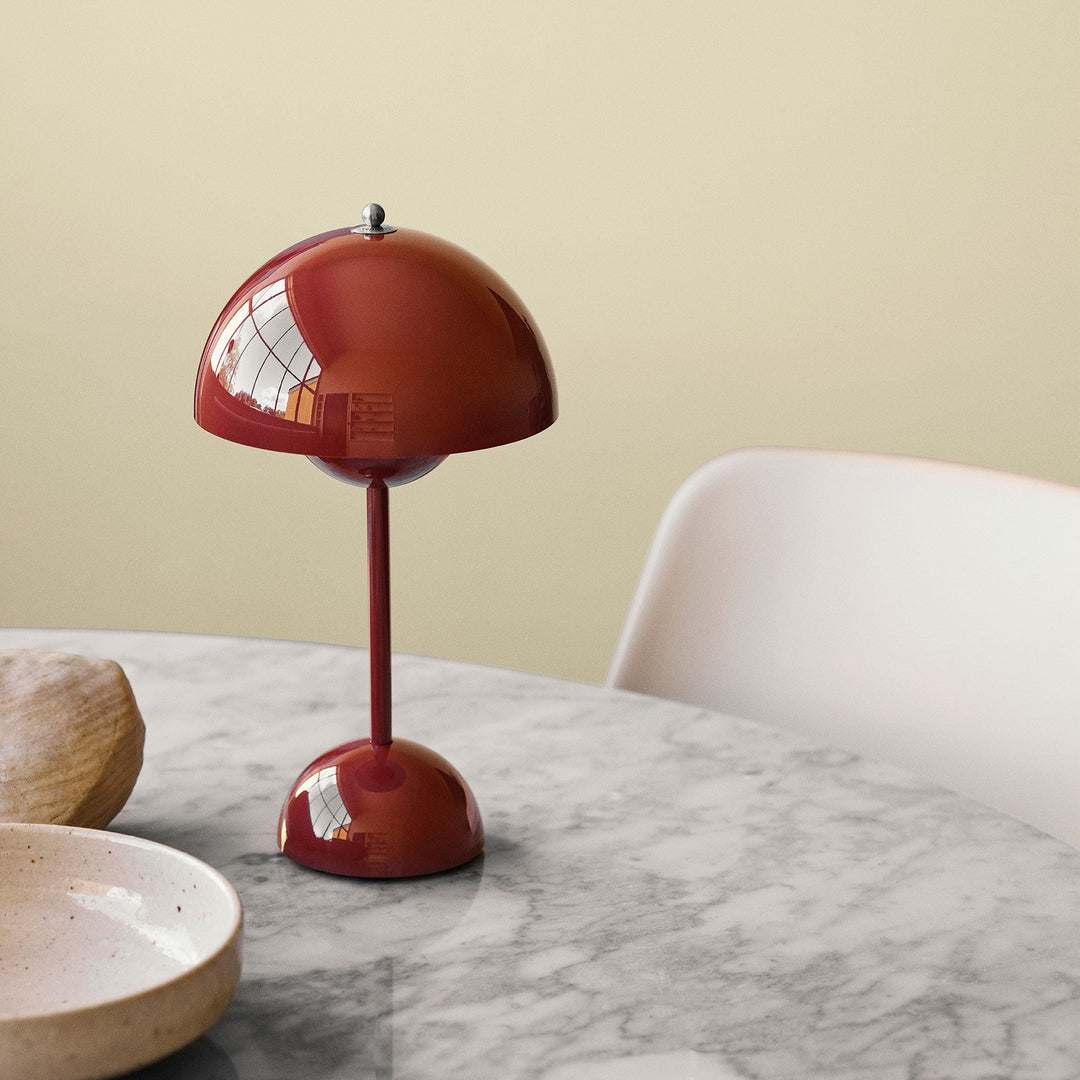 BowLift | LED Table Lamp - MoonGlow