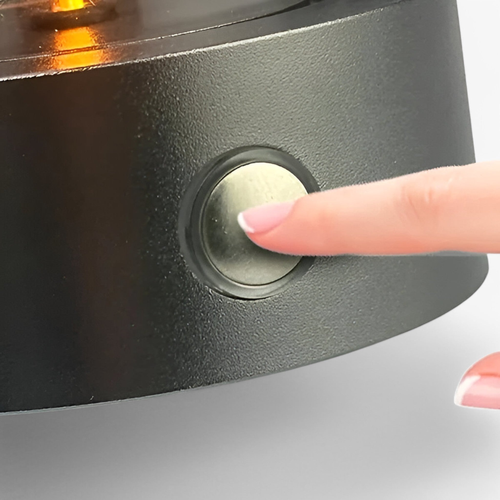 BowLift | Light Sword Table Lamp with Adjustable Brightness – Kyra