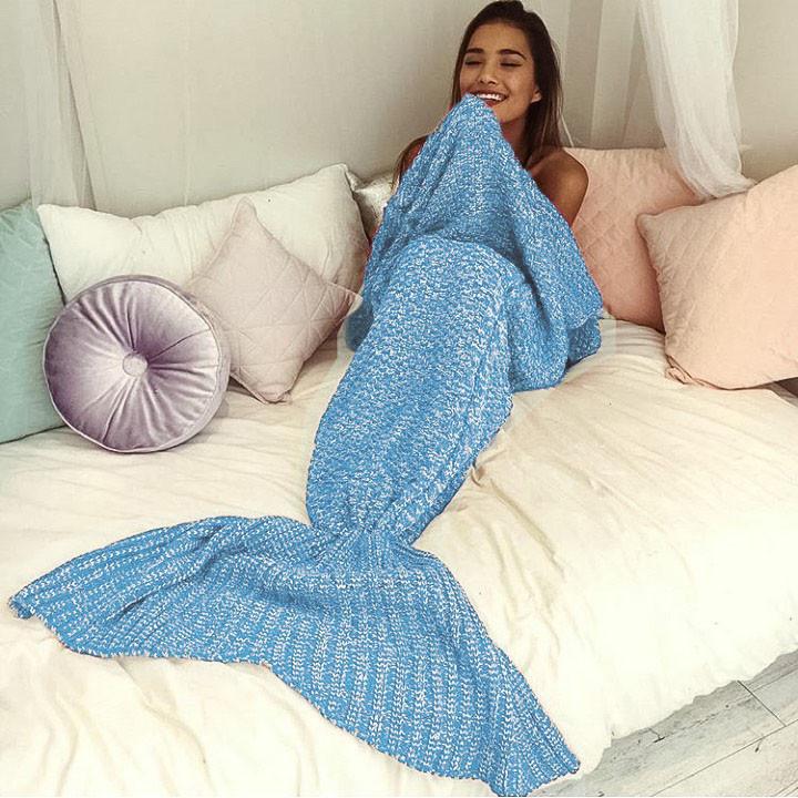 The Amazing Mermaid Blanket - w/ Free Shipping! | Bowlift