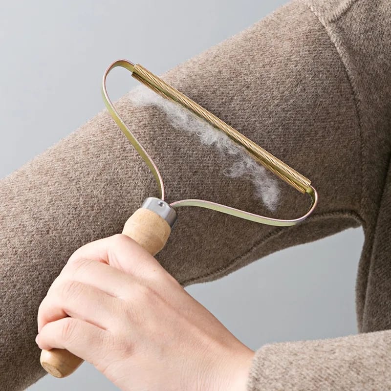 Lint Remover & Fuzz Shaver for Sweater Woven Coat, Carpet, Pet Hair Bowlift