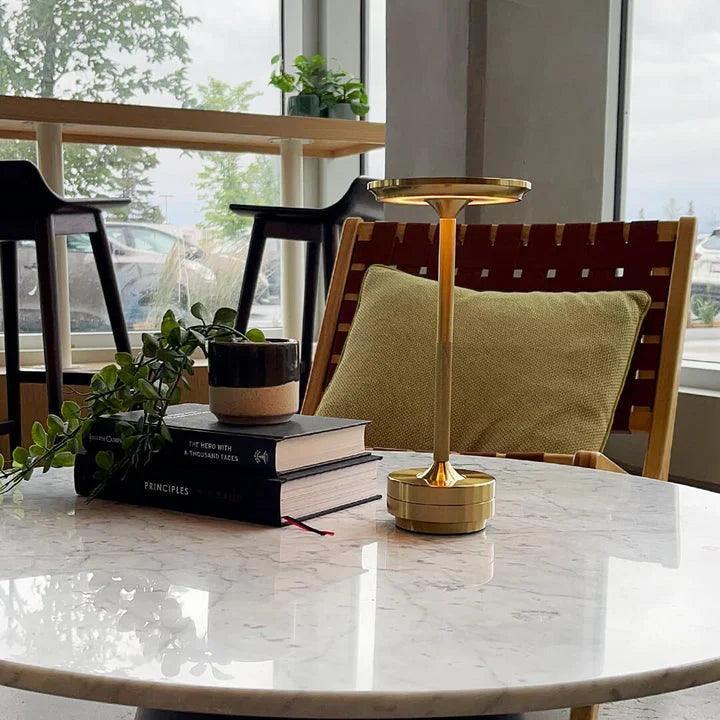 BowLift | Stylish lamp that you can charge wirelessly!