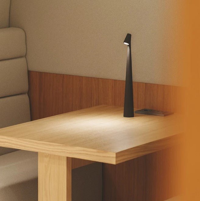 Bright portable table lamp Bowlift