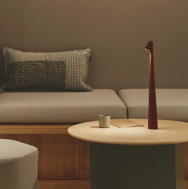 Bright portable table lamp Bowlift