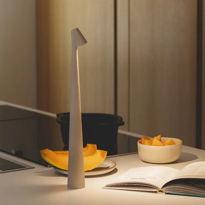 BowLift | Portable Table Lamp