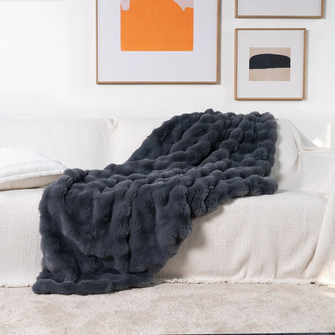 BowLift | Plush Faux Fur Throw Blanket