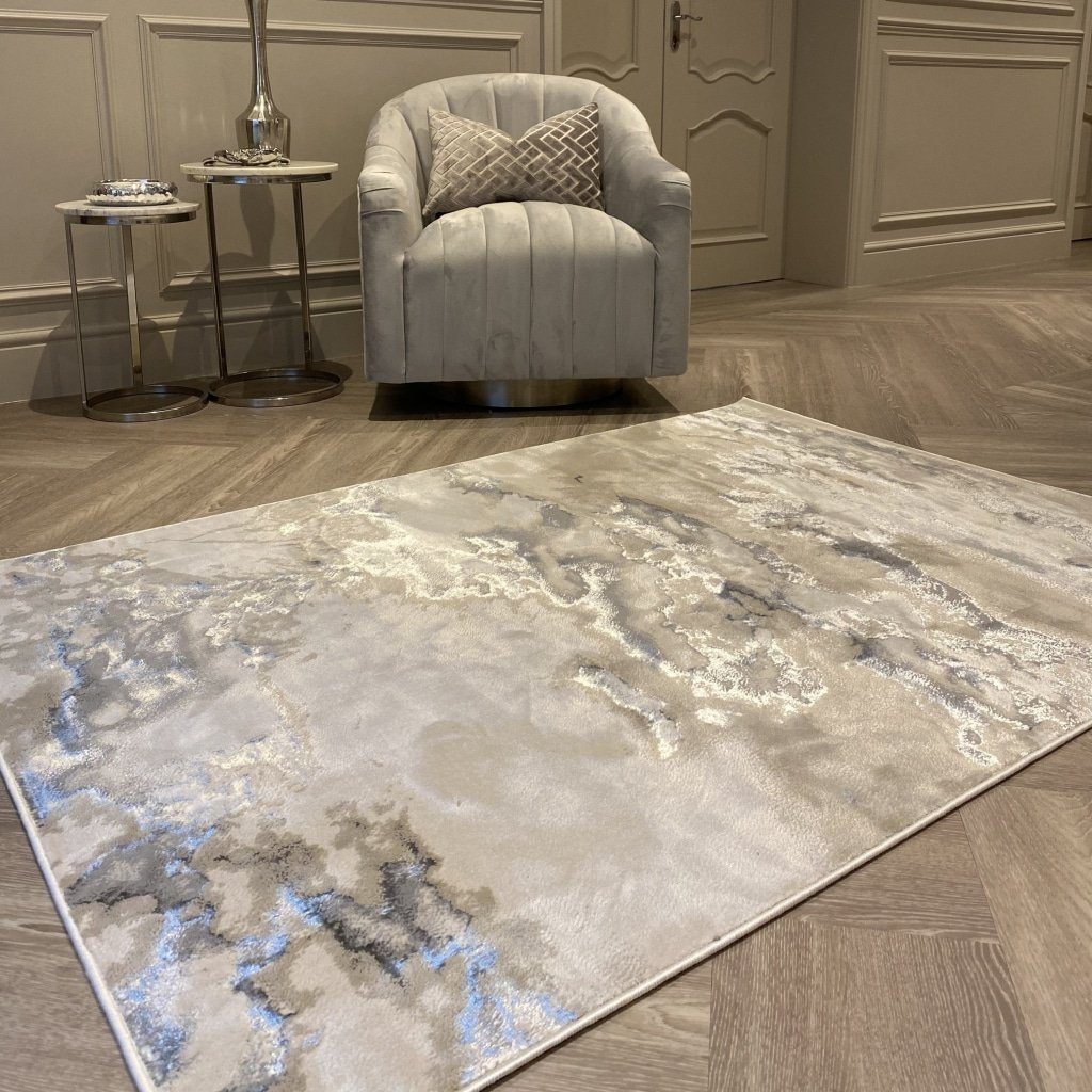 BowLift | Elegance of marble rug Maia in shades of gray and silver!