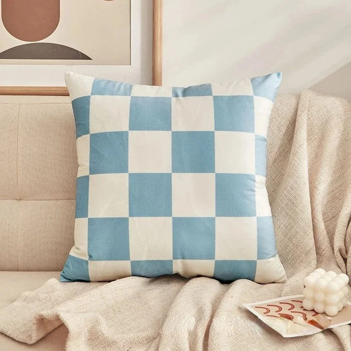 BowLift | Stylish Checkered Cushion – Trendy Must-Have for a Luxury Interior