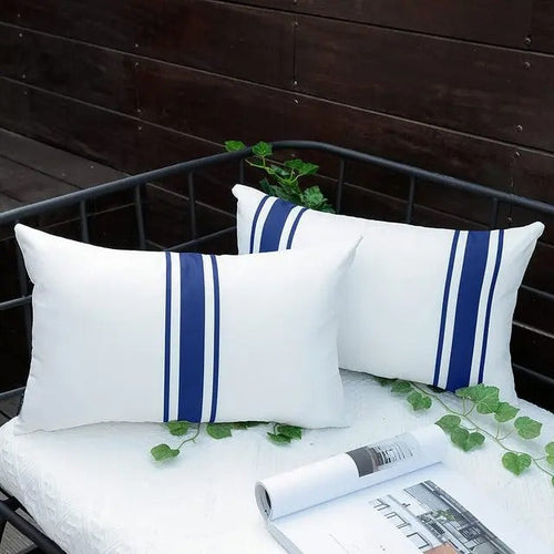 BowLift | Elegant Waterproof Cushion Covers - for Stylish Garden Furniture