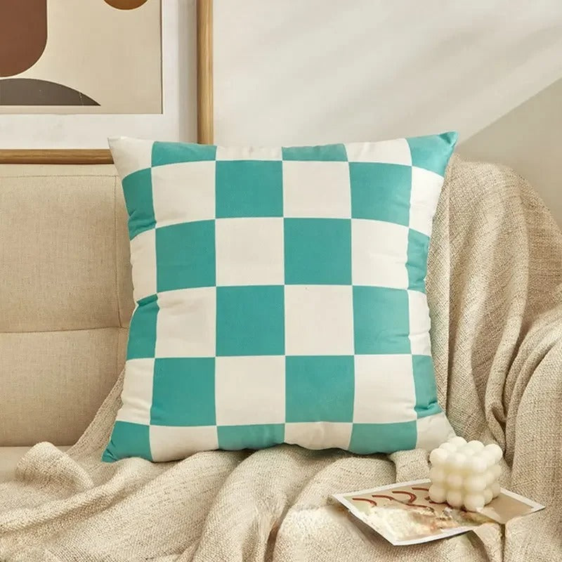 BowLift | Stylish Checkered Cushion – Trendy Must-Have for a Luxury Interior