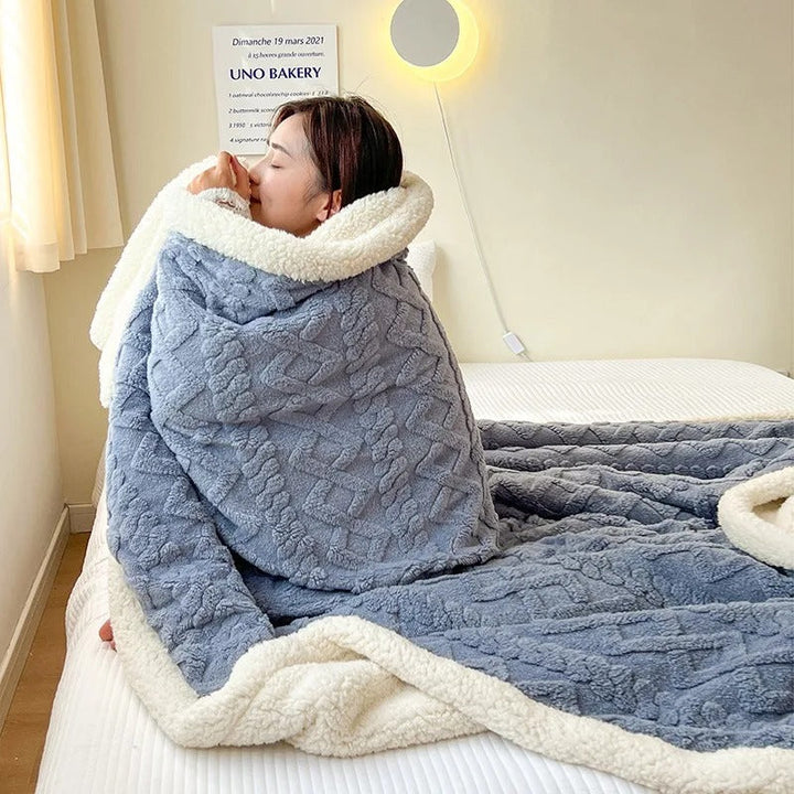 BowLift | Thick Winter Lambswool Blanket - WarmWool