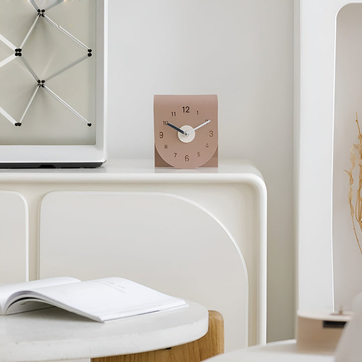 TimberCharm Clock – Decorative TaBowlifte Clock | Bowlift