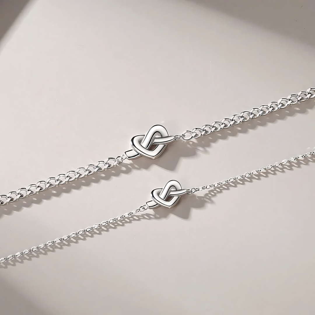 BowLift | S925 Dainty Heart Knot Love Bracelet