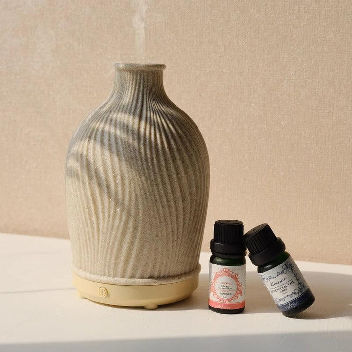 BowLift | VaseMist – Ultrasonic Aroma Diffuser in Modern Vase Design (Resin)