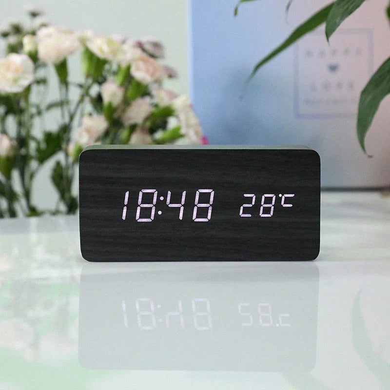 BowLift | Minimalistic LED Watch | Wood