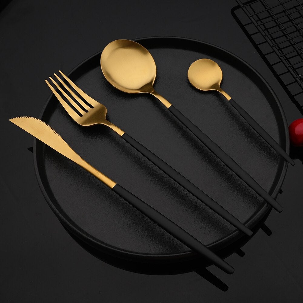 BowLift | RoyalGlimmer Gold Cutlery Set - Gold Cutlery Set for a Luxurious Table Decoration