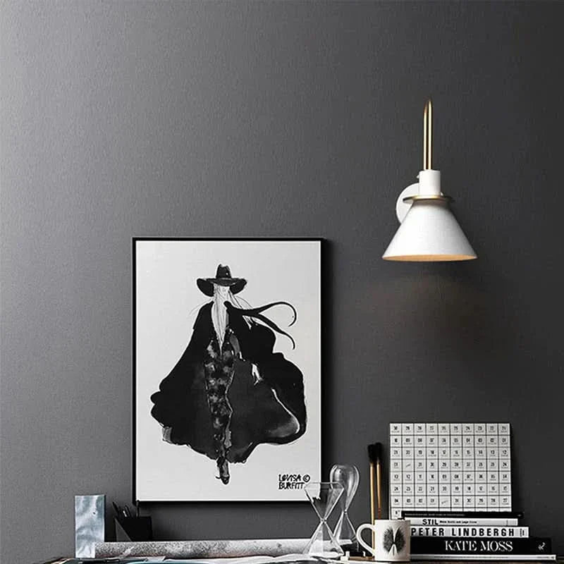 BowLift | Minimalist Wall Lamp with Modern Sleek Design