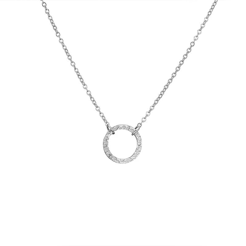BowLift | Minimal Textured Circle Necklace