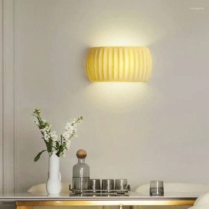 Art Deco Elegance - Luxury Wall Lamp for Any Room Bowlift