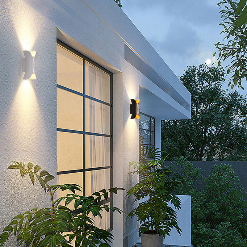 BowLift | Modern LED Outdoor Wall Lamp - LumiEdge