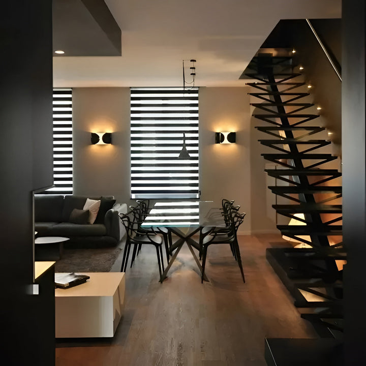 LuminaSquare Wall Lamp - Modern Design and Atmospheric Light | Bowlift