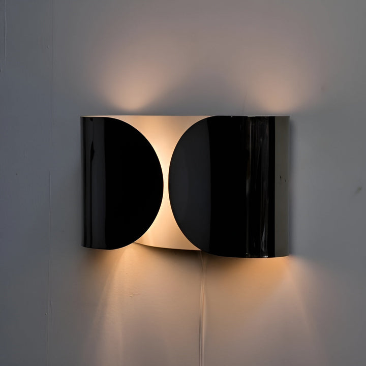 LuminaSquare Wall Lamp - Modern Design and Atmospheric Light | Bowlift