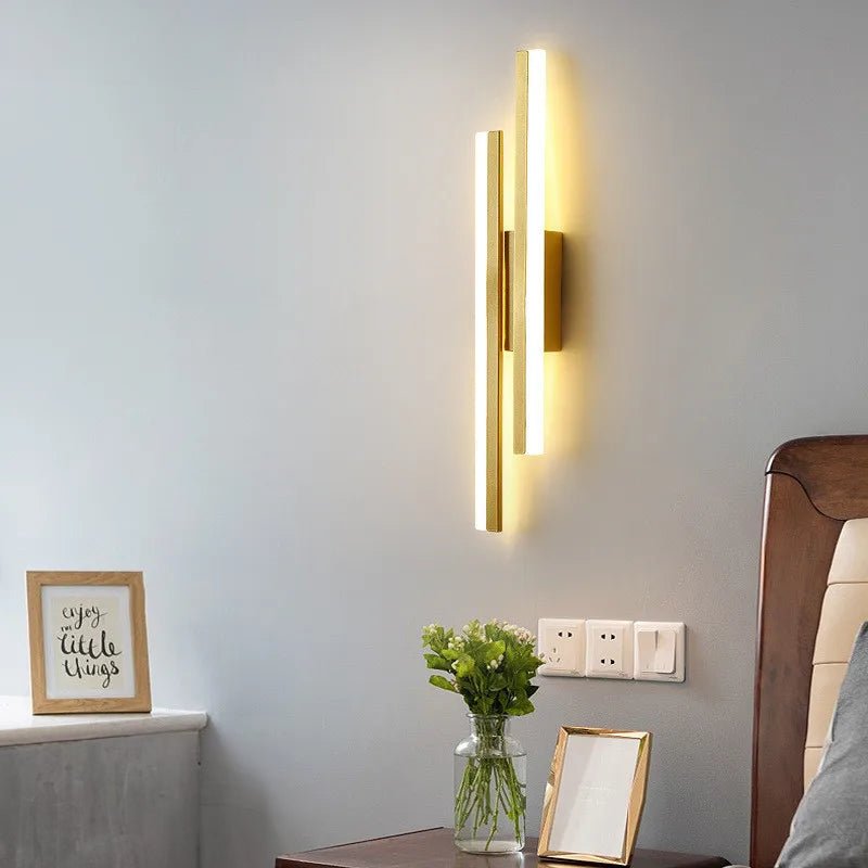 BowLift | Modern LED Wall Lamp for Illuminating Your Interior with Elegance