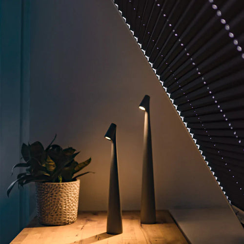 Stylish table lamp - wireless | Bowlift