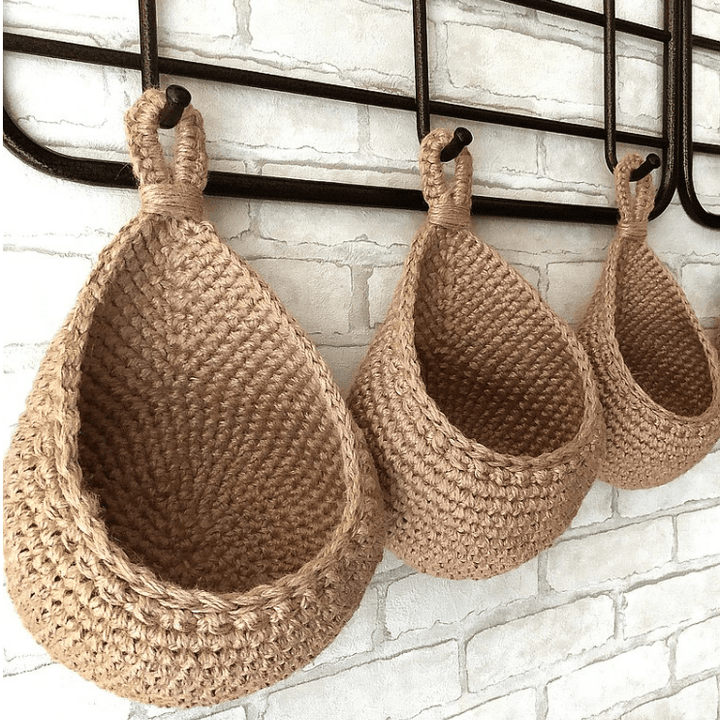 BowLift | Nestoria – Hanging jute basket for kitchen storage