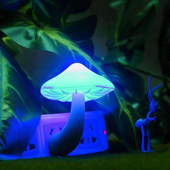 BowLift | Mushroom LED Night Lamp Wall Socket