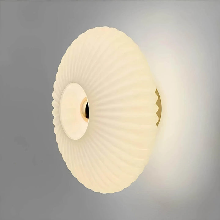 BowLift | – Glass with wavy light wall lamp