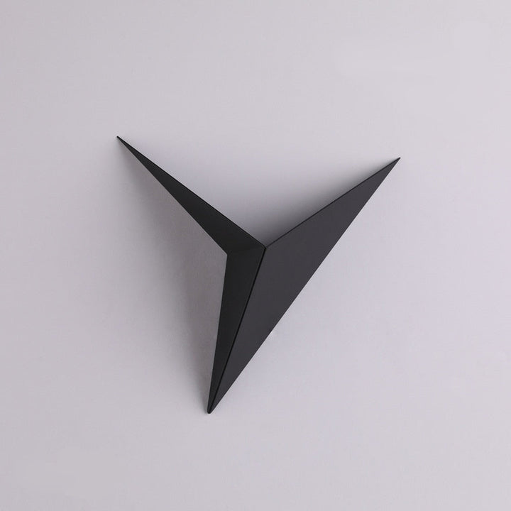 BowLift | Trigon Wall Light