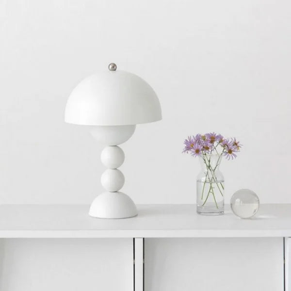 BowLift | Eleganza LED Table Lamp - Lighting in style