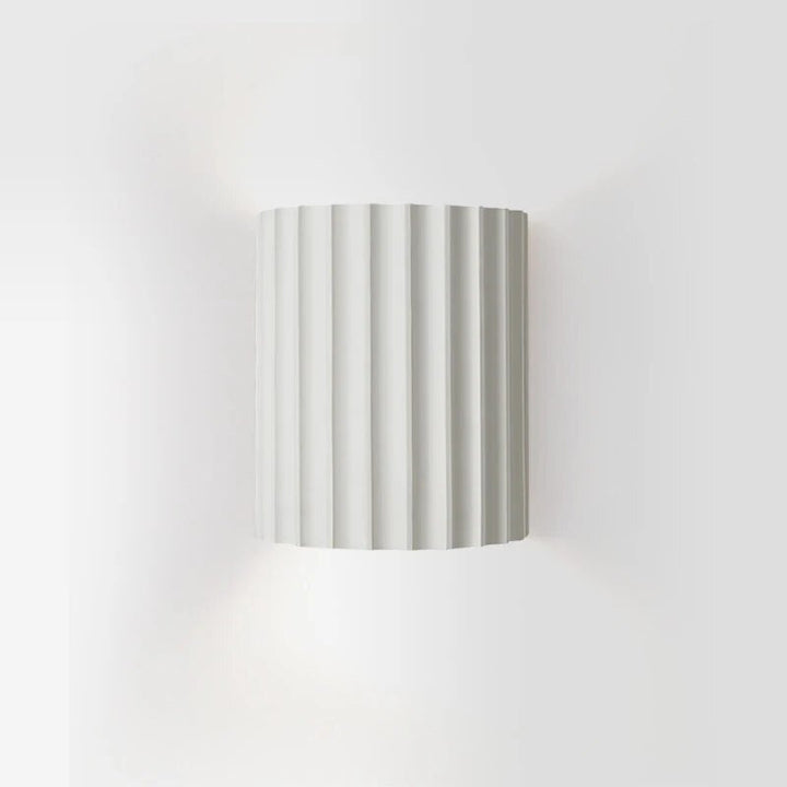 BowLift | SKYLUMEN – Modern Resin Wall Lamp with Ambient LED Glow