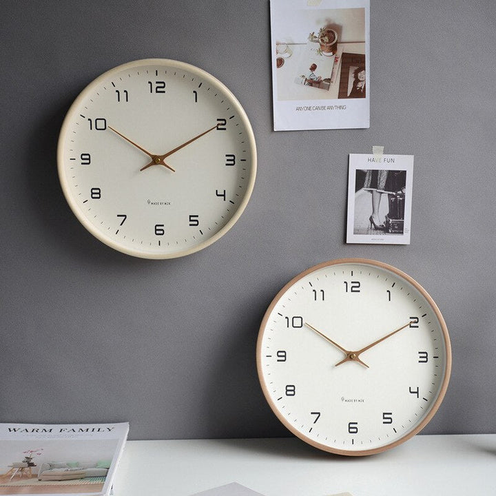 BowLift | LUNDTIME – Silent Wooden Wall Clock with Scandinavian Design