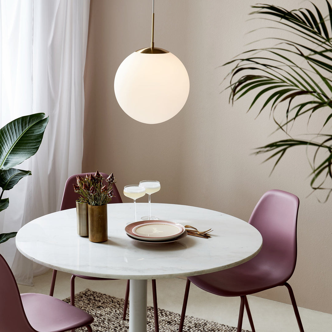 BowLift | Modern simplicity in hanging lighting