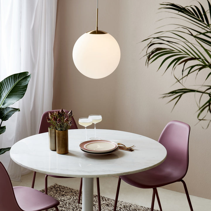 BowLift | Modern simplicity in hanging lighting