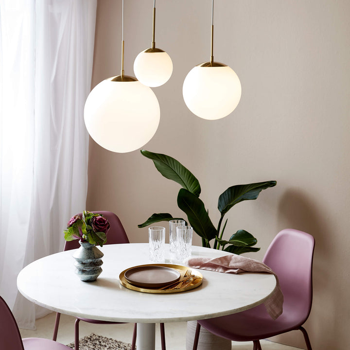 BowLift | Modern simplicity in hanging lighting