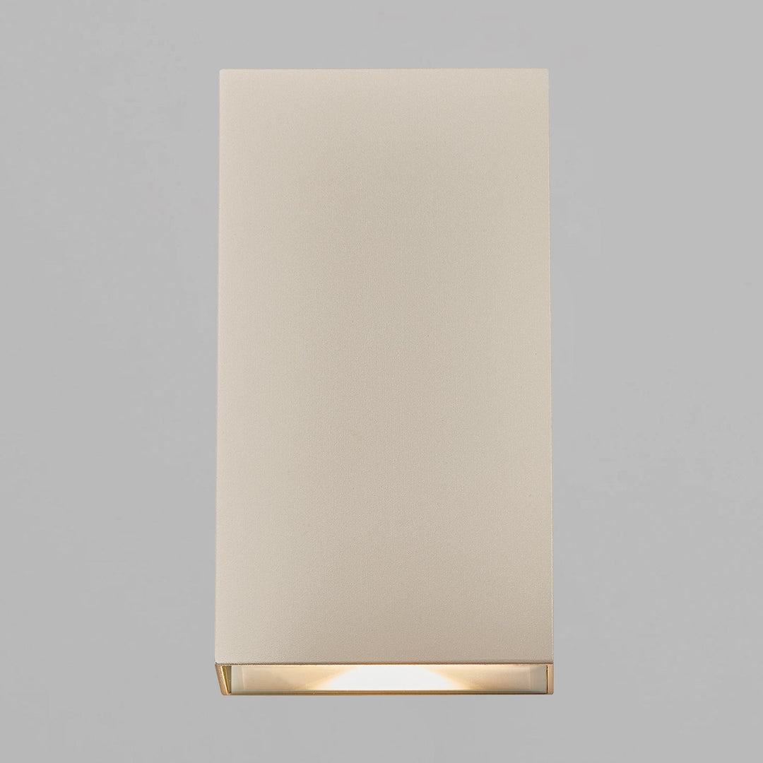 Cyrus LED Wall Lamp DimmaBowlifte | Bowlift
