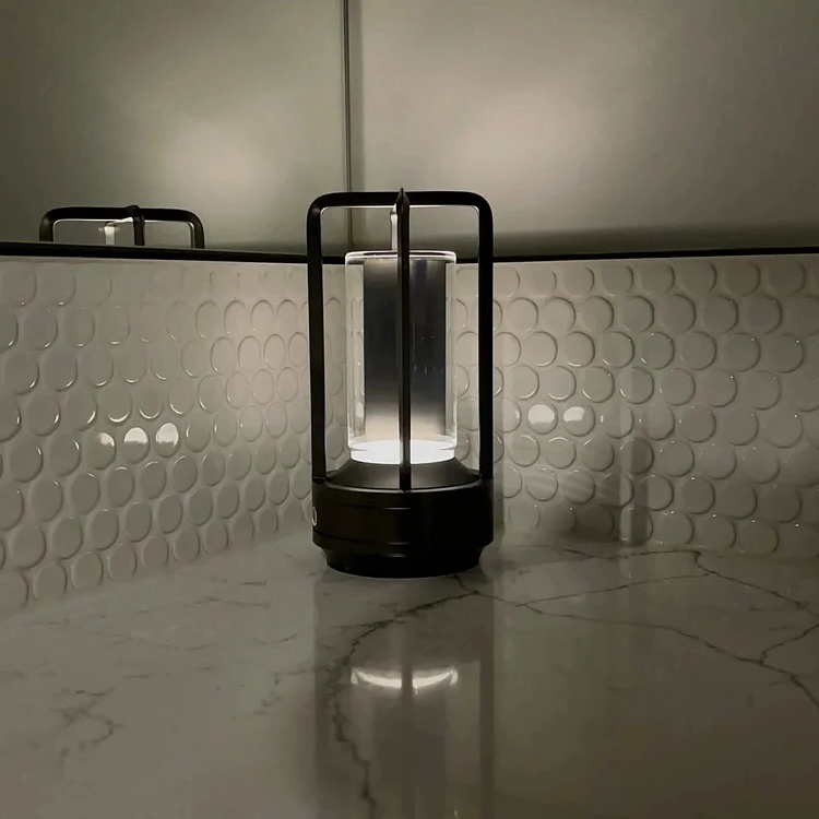 BowLift | Ambient Lantern Cordless Rechargeable Small Night Table Lamp Gold