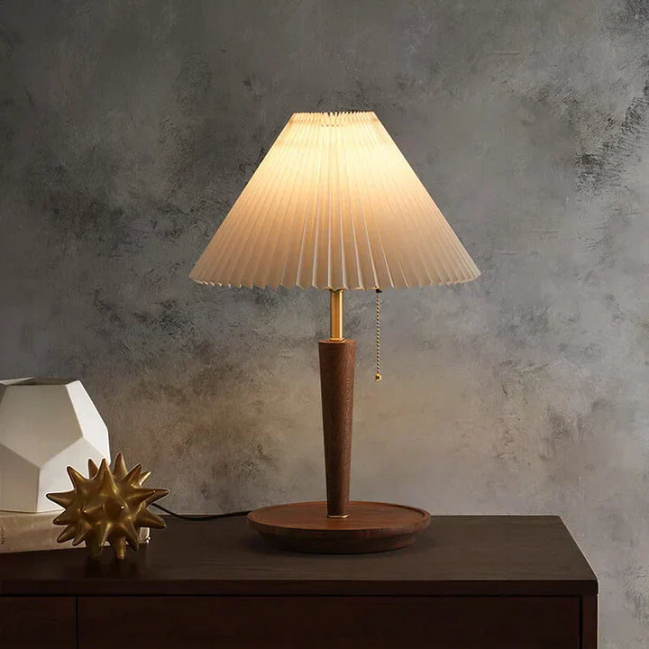 BowLift | Elegant Vintage Woodly Table Lamp - Table Lamp with Pleated Design