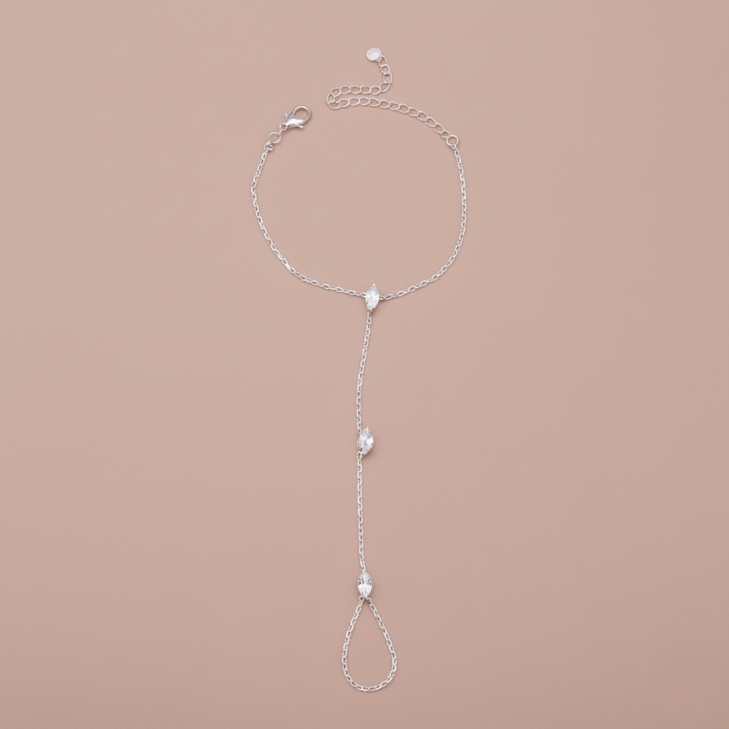 BowLift | PalmGrace – Adjustable Finger Ring Palm Bracelet with Radiant Crystals