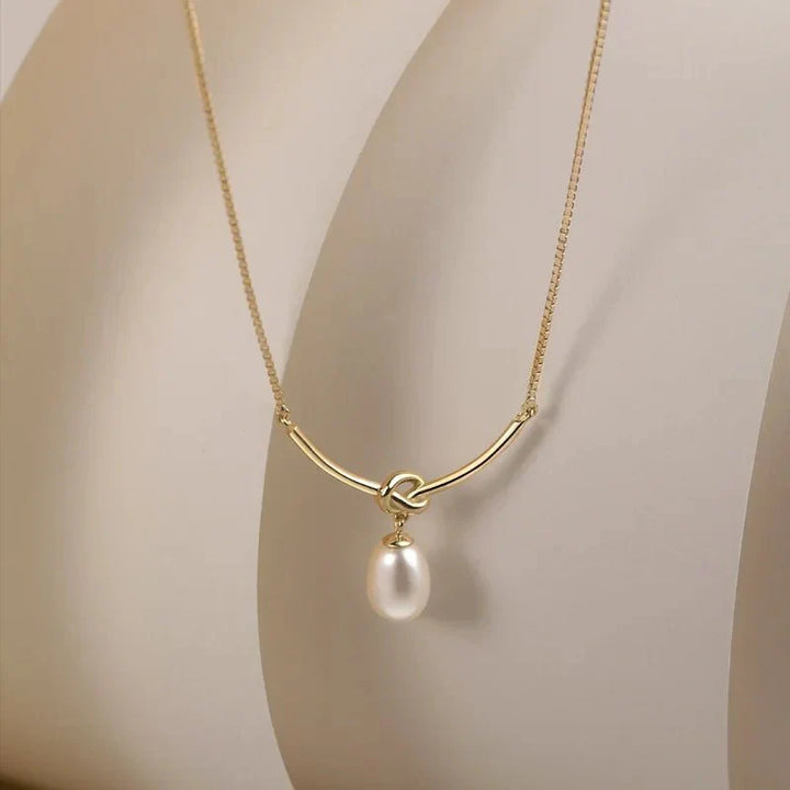 BowLift | Pearl Drop Knot Dainty Chain Necklace