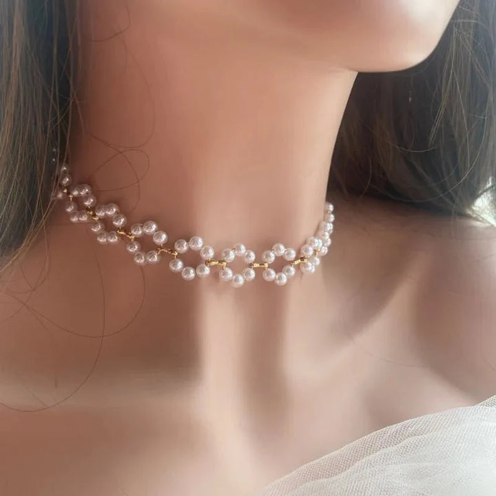 BowLift | Pearl Floral Daisy Choker Necklace