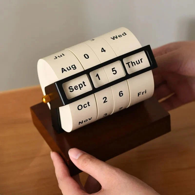 BowLift | Perpetual Bike Desk Calendar