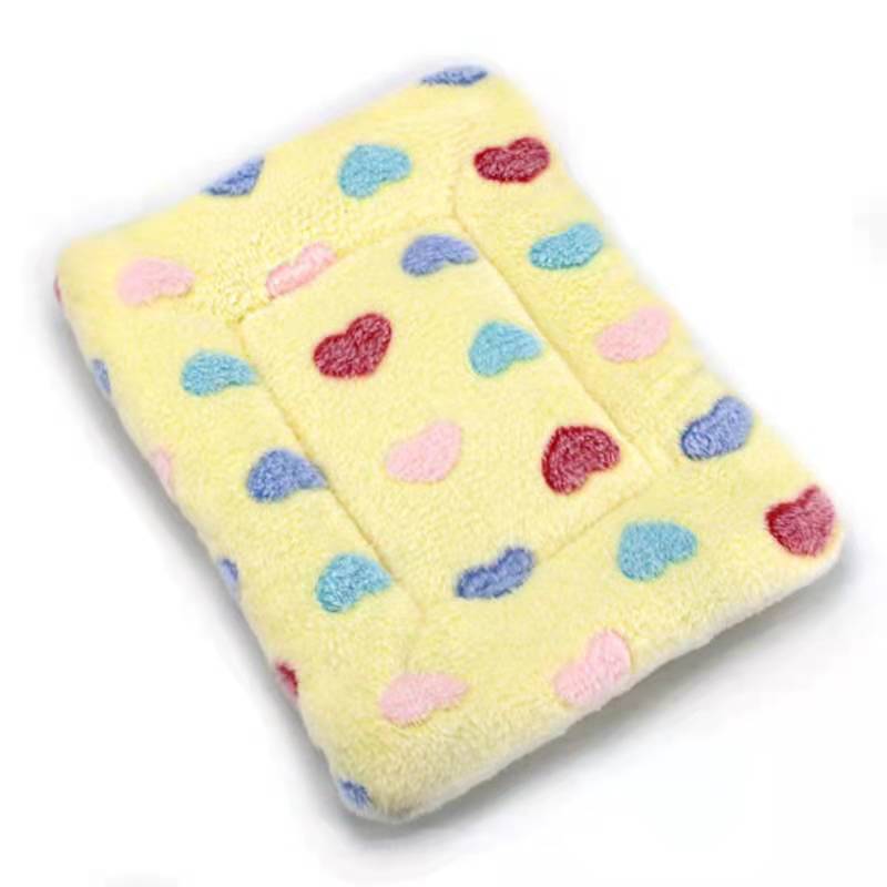 BowLift | SNUGCLOUD – Fluffy Fleece Pillow for Relaxed Pet Sleep