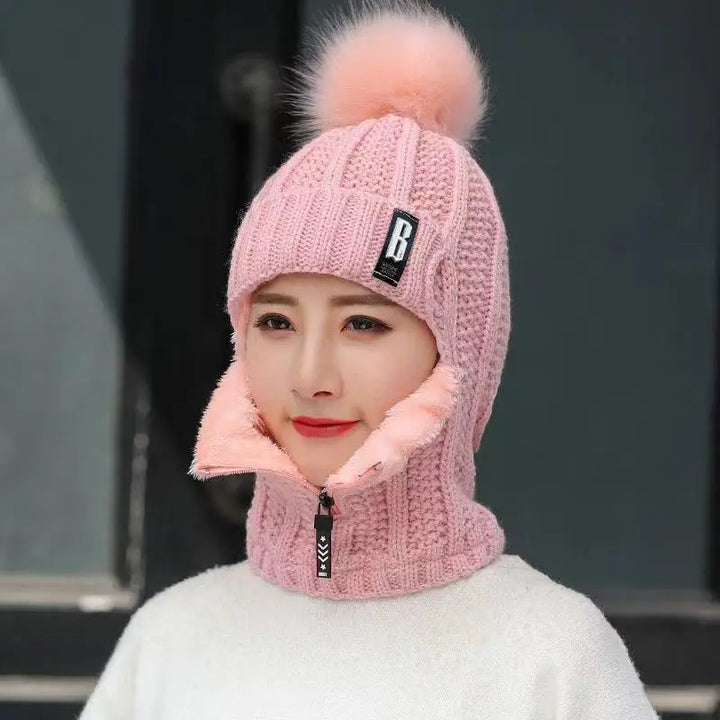 WinterPom – Trendy Accessory for Cold Winter Days Bowlift