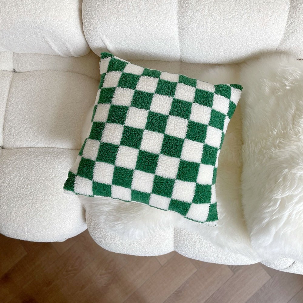 BowLift | Plush Fleece Checkered Pillowcase