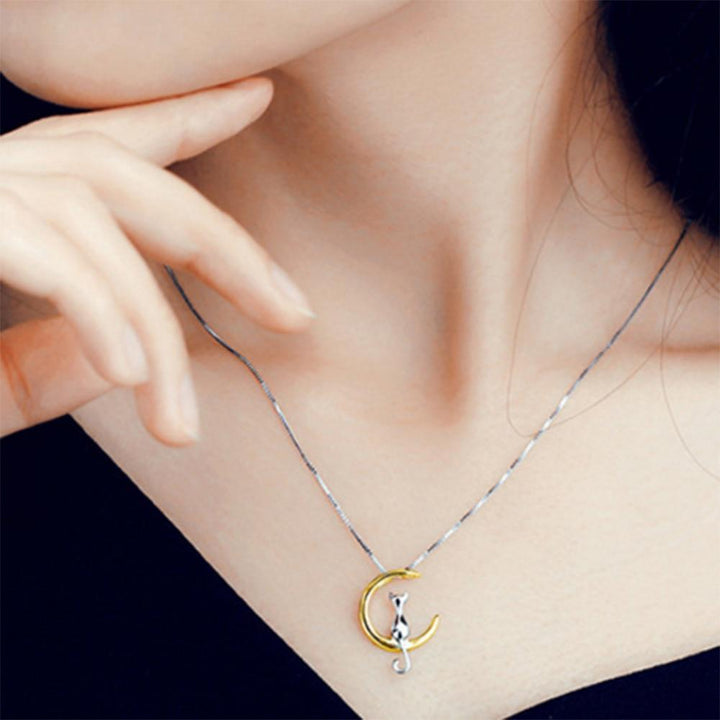Kat - Moon Swing Necklace | Bowlift