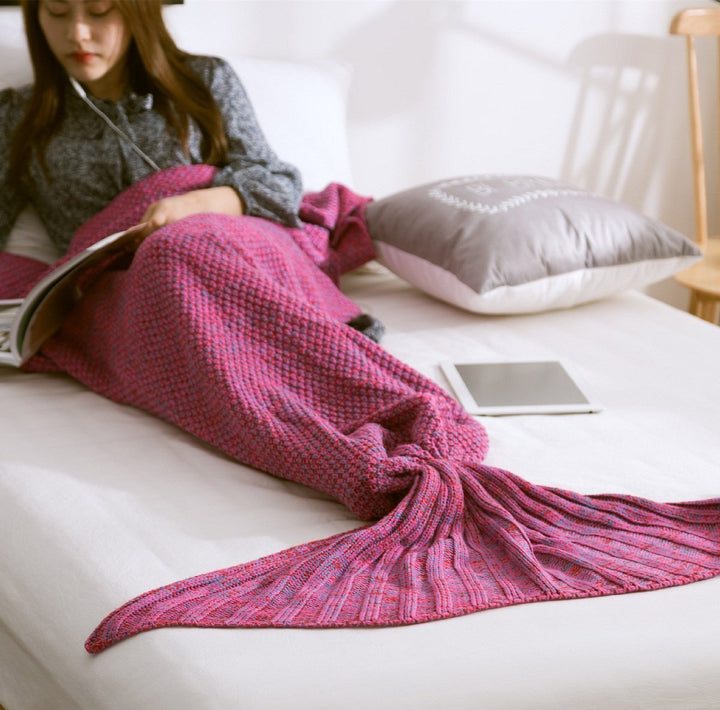 The Amazing Mermaid Blanket - w/ Free Shipping! | Bowlift